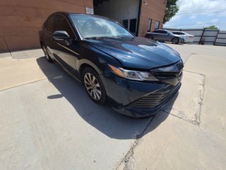 2019 Toyota Camry LE - Primary Damage Right Image